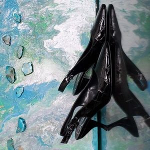 Gently worn J. Reneé black shiny alligator sling backs. Size 9.5